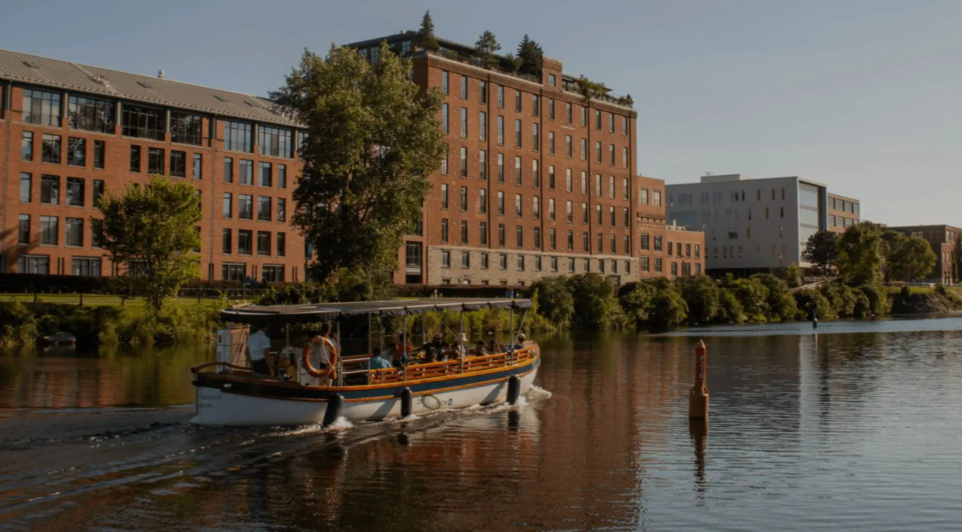 Le Petit Navire electric boat on the Lachine Canal